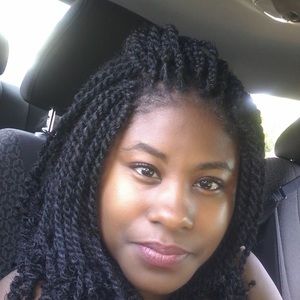 Meet your Posher, Andrea